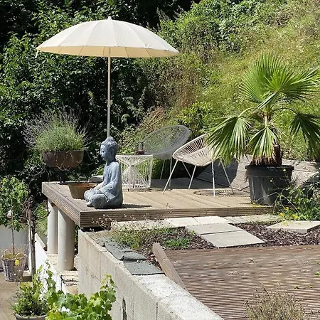 아파트 Happy Amadei *