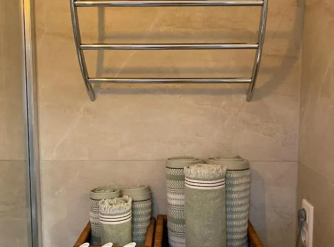 Happy Amadei 公寓 *